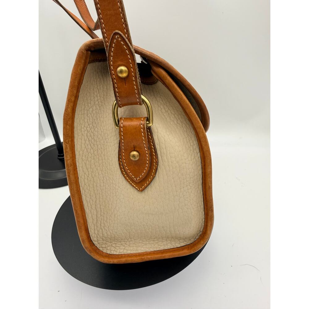 Authentic Vintage Dooney & Bourke All-Weather (AWL) Classic Medium Essex Bag - Picture 6 of 15